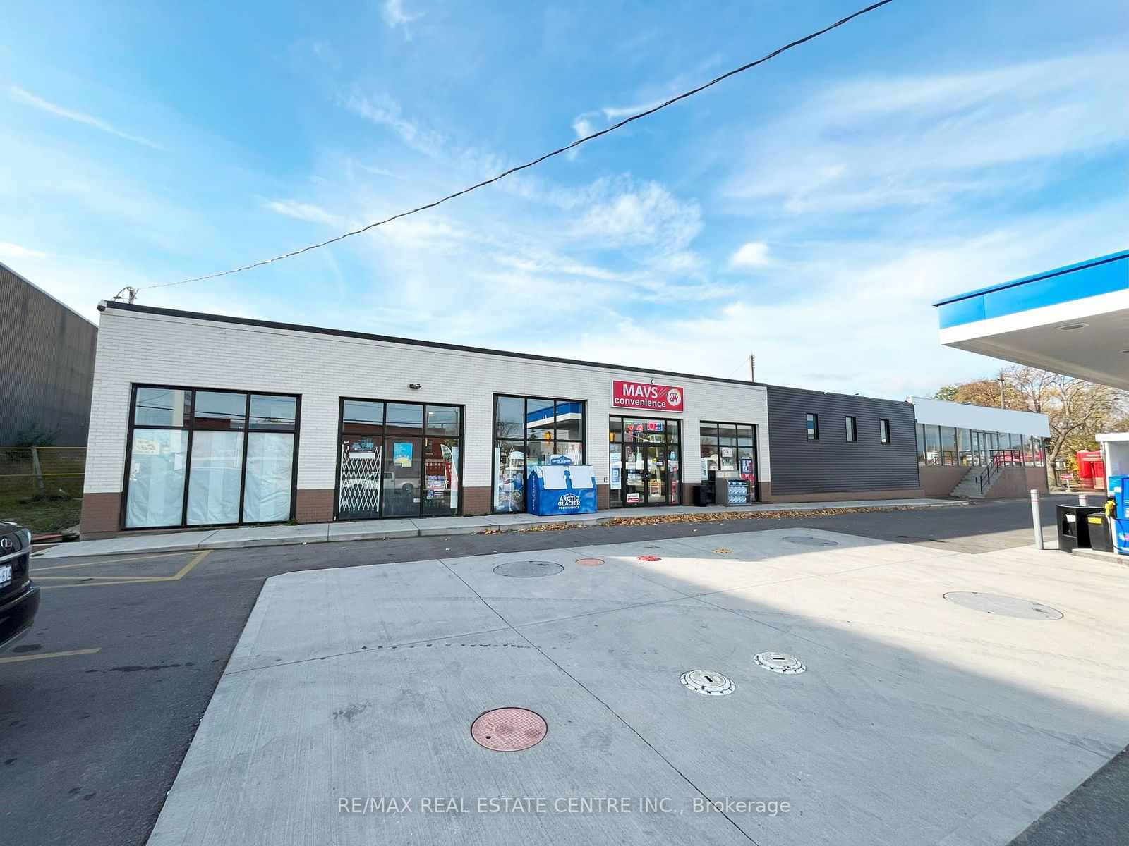 Commercial/Retail leased at 1-970 Barton Street, Hamilton, Crown Point, L8L 3C7 - MLS: X10409348