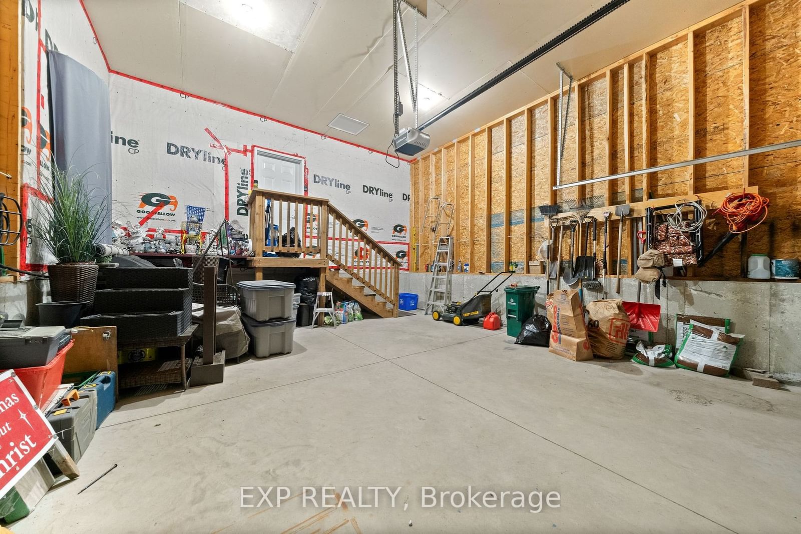 Listing Image 33