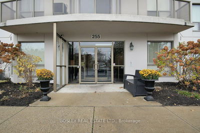 Unit 805 — 255 Keats Way, Waterloo -  image-0-1