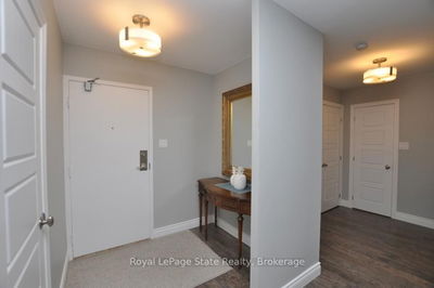 Unit 1709 — 301 Frances Ave, Hamilton - Stoney Creek image-0-3