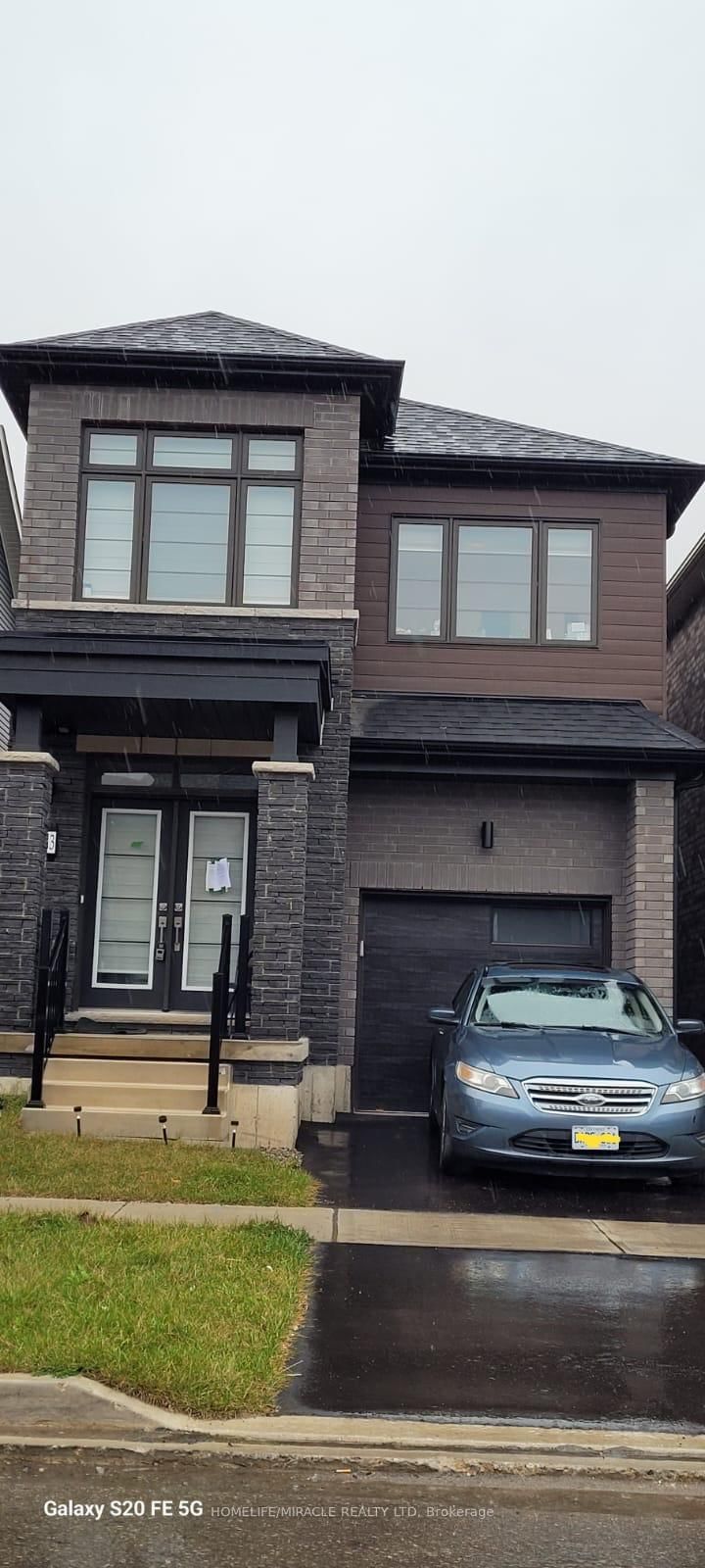 home for lease on 233 Wilmont Road S