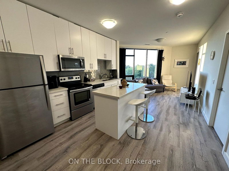home for lease on 524-690 King Street W