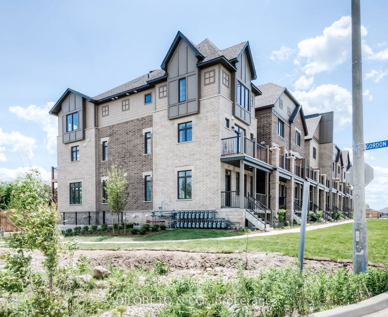 home for lease on 317-333 Gosling Gdns