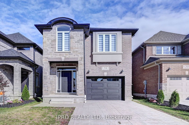 home for lease on 54 Pondcliffe Drive
