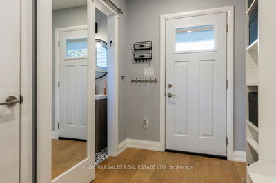 263 Melville St, Hamilton - Dundas image-0-2