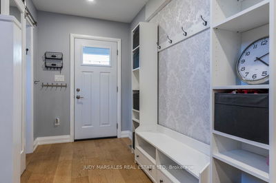 263 Melville St, Hamilton - Dundas image-0-3