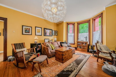 5-7 Lincoln Avenue — more photos