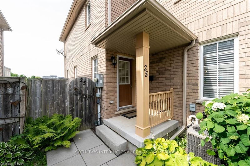 home for lease on 25 FLYNN Court
