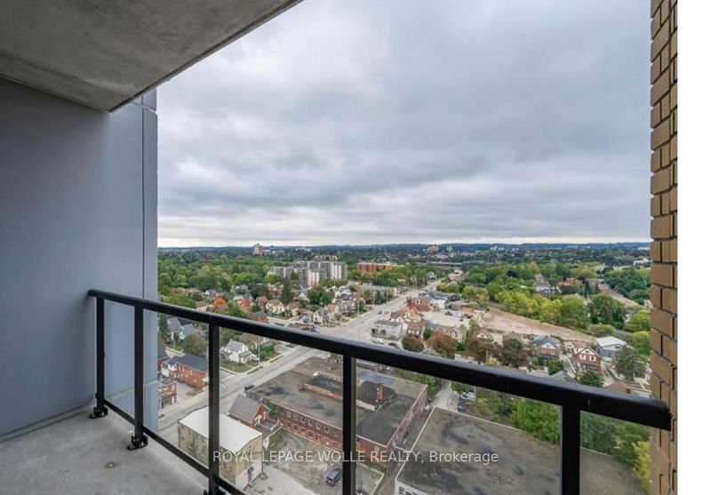 home for lease on 1106-108 Garment Street
