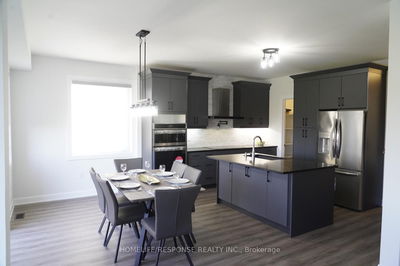 714 Daimler Pkwy, Welland -  image-0-4