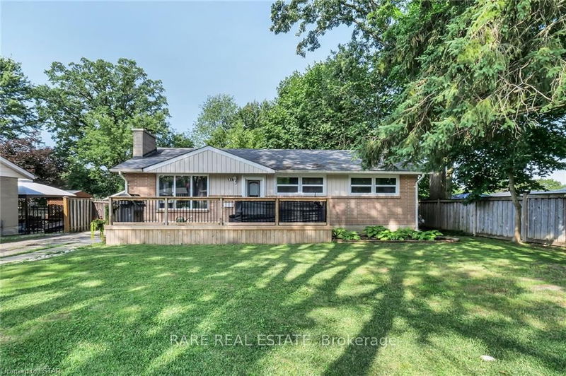 home for sale on 31 Thorncrest Crescent