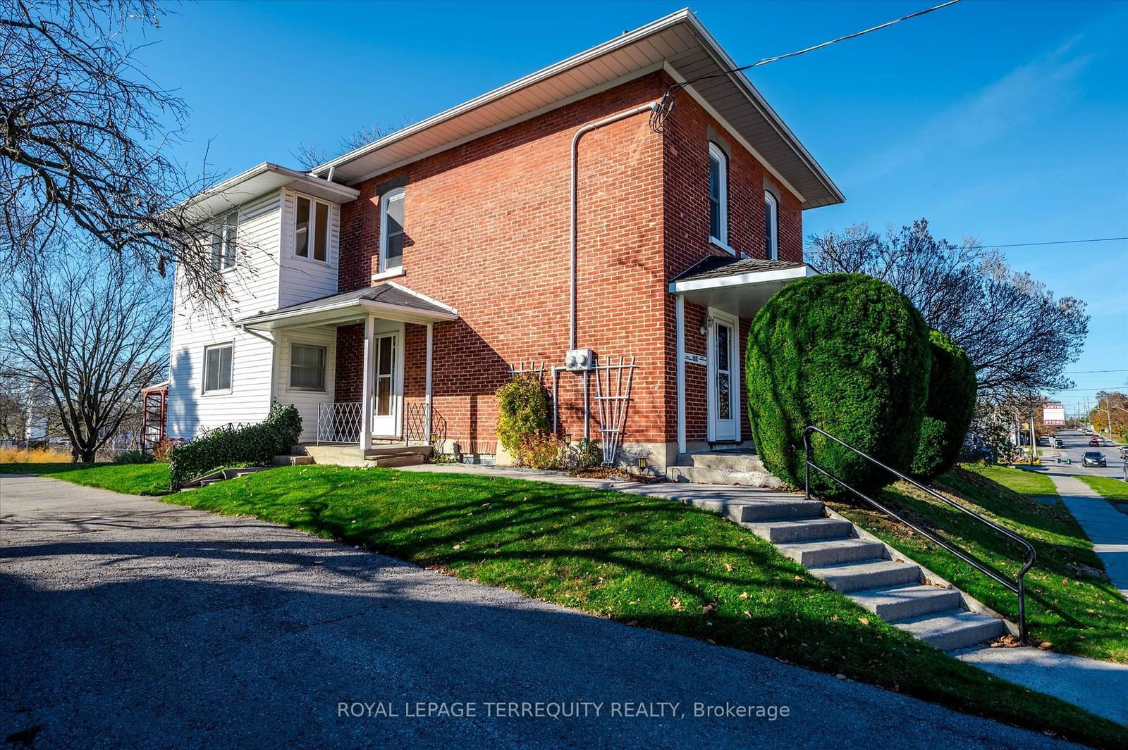 Semi-Detached House sold at 124 Centre Street, Trent Hills, Campbellford, K0L 1L0 - MLS: X10417178