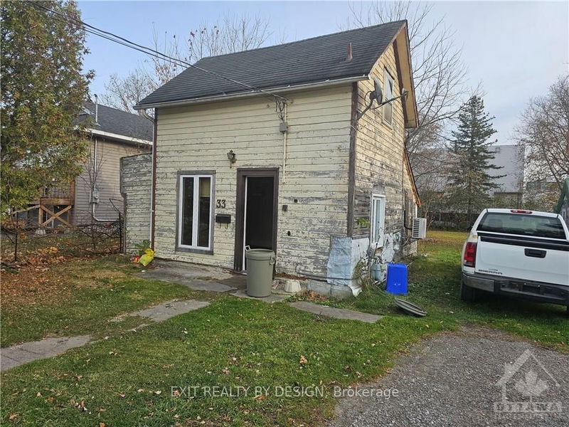 33 LORNE St, Smiths Falls - 901 - Smiths Falls image-0-0