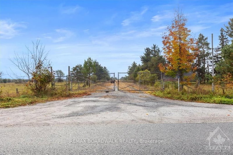 485 DRUMMOND CONCESSION 1 Rd, Rideau Ferry, K0G 1W0 | Image 2