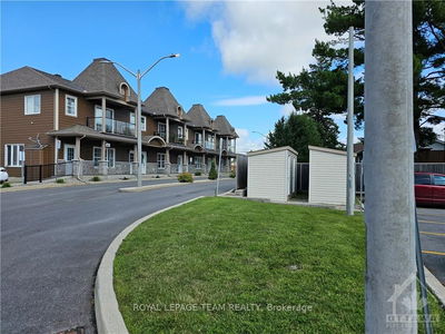 Unit 203 — 245 EQUINOX Dr, Russell - 602 - Embrun image-0-1