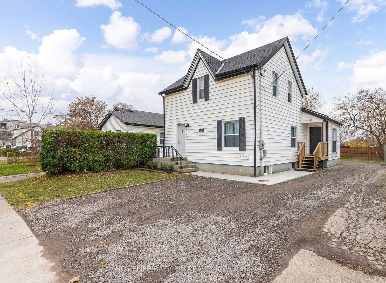 Semi-Detached House sold at 161 Louth Street, St. Catharines, 458 - Western Hill, L2S 2R4 - MLS: X10419789
