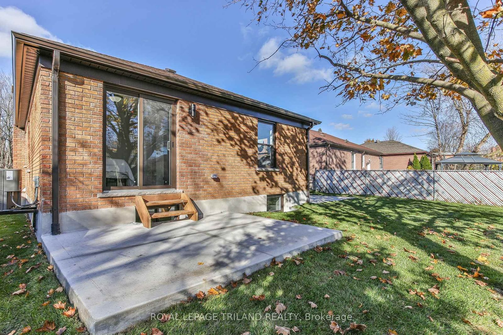 Listing Image 32