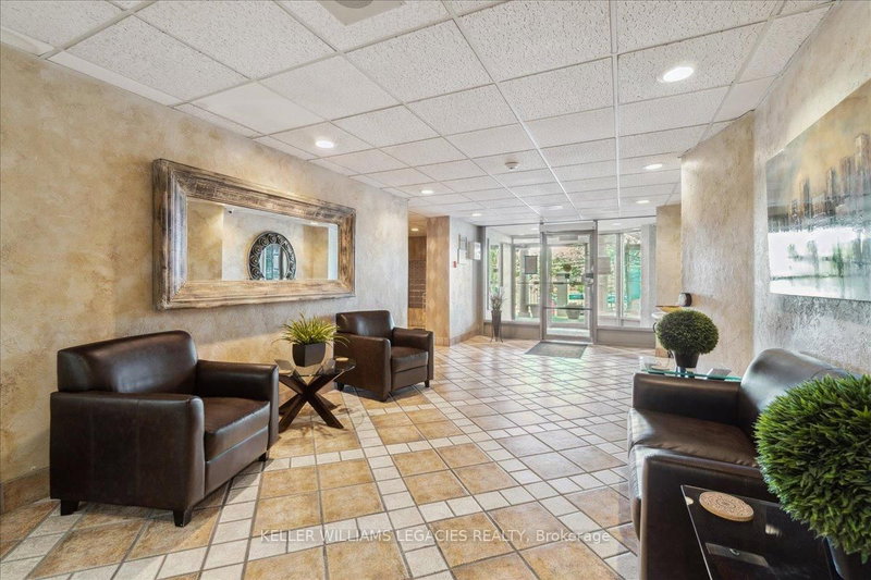 801 - 55 Green Valley Dr, Kitchener, N2P 1Z6 | Image 2