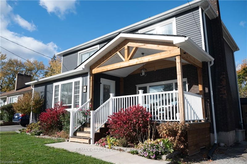 home for sale on 38 DUFFERIN Street