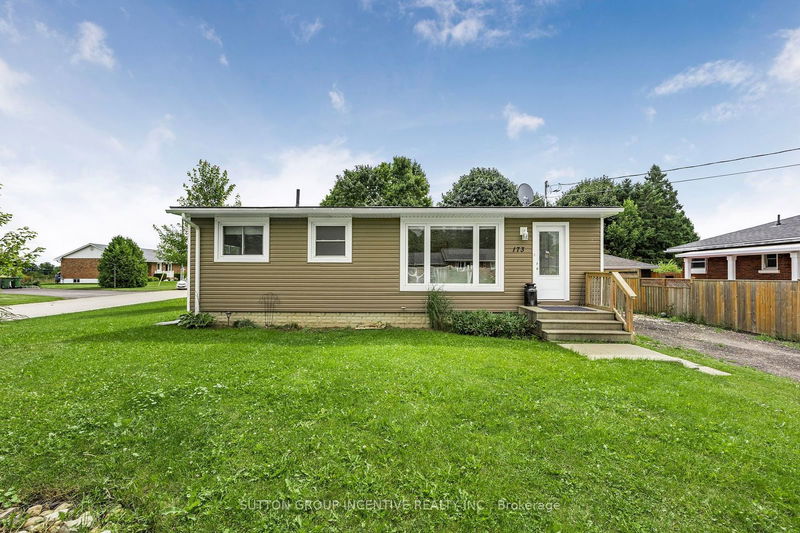 home for sale on 173 Main Street E