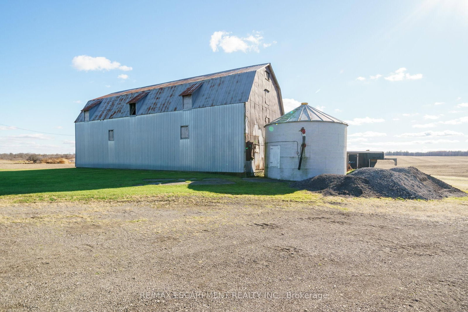 Listing Image 34