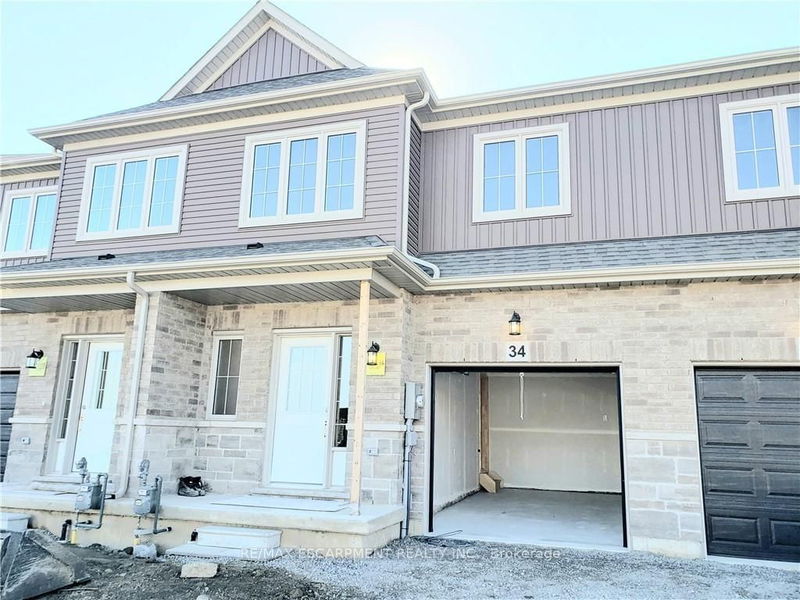 home for lease on 34 Zoe Lane
