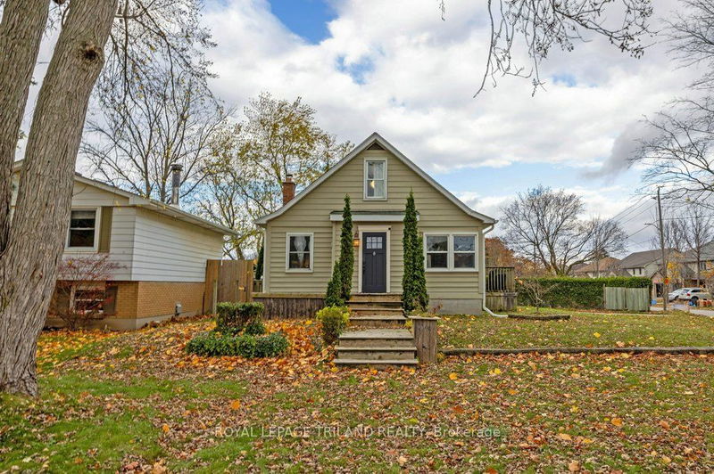 home for sale on 144 Baseline Road W