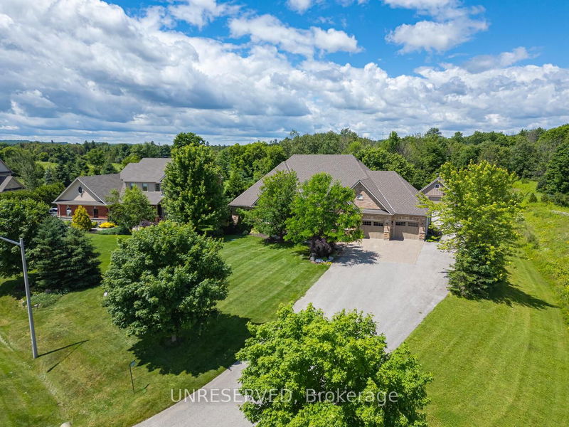 home for sale on 44 Leenders Lane