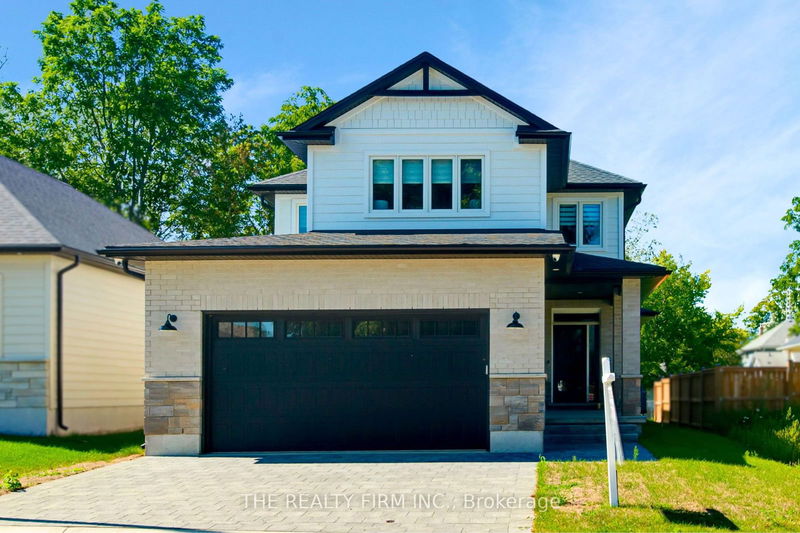 Unit 30 — 22701 Adelaide Rd, Strathroy-Caradoc - Mount Brydges image-0-0