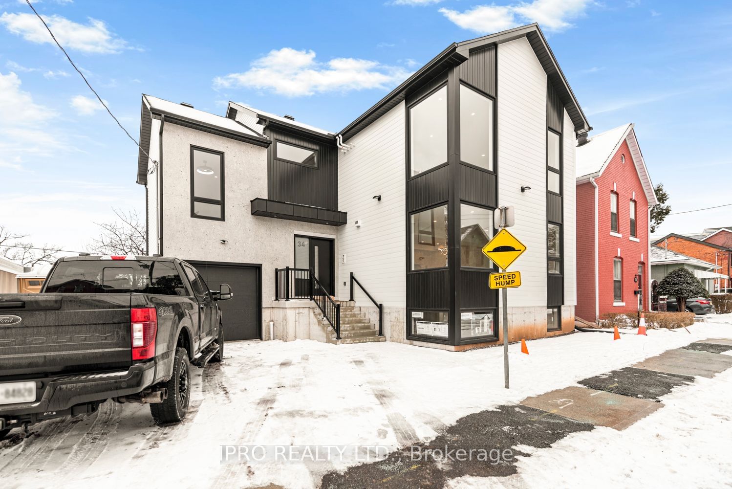 Building at 34 Crooks Street, Hamilton, Strathcona