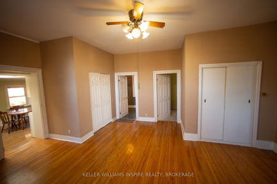 255 Sidney St, Belleville -  image-0-3