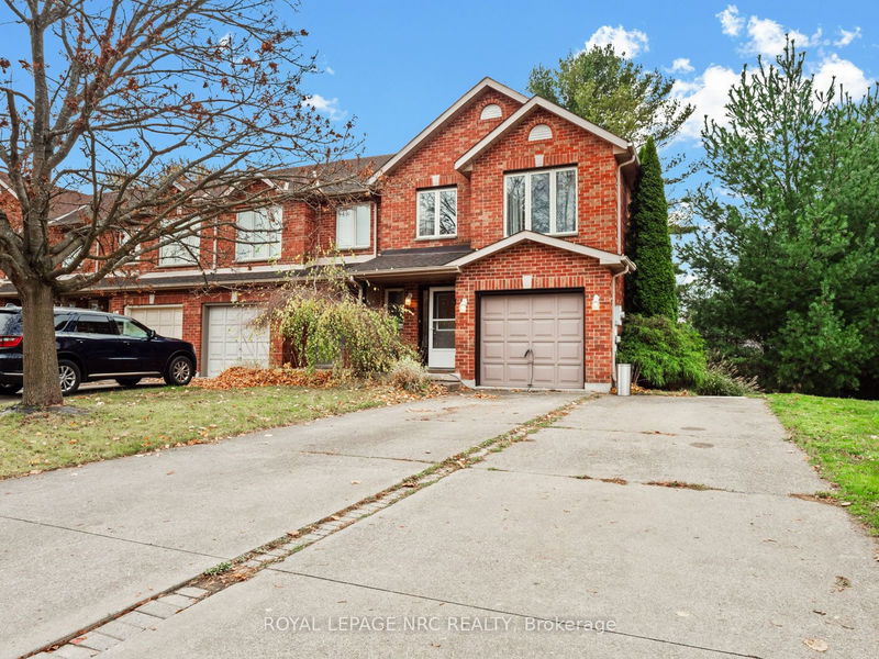 210 Lawrence Lane, Pelham - 662 - Fonthill image-0-0