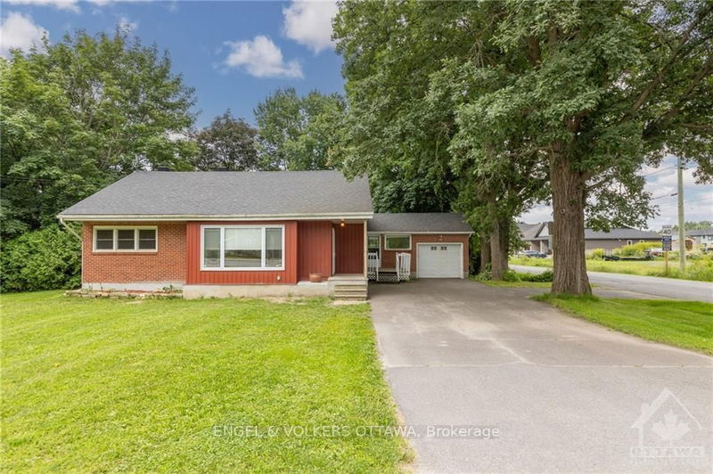 home for lease on 6036 PERTH Street