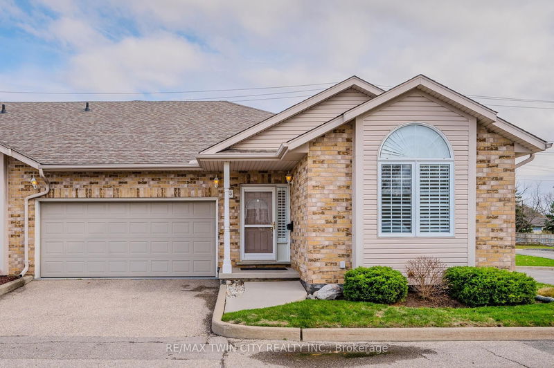 home for sale on 33-461 Columbia Street W