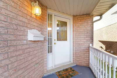 27 Hollyridge Cres, Kitchener -  image-0-2