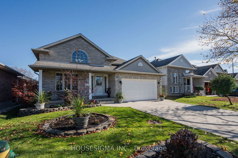 home for sale on 7 Rosethorn Court