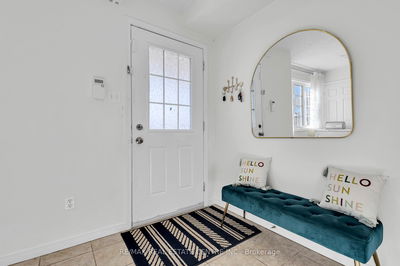 Unit 17B — 50 Howe Dr, Kitchener -  image-0-2