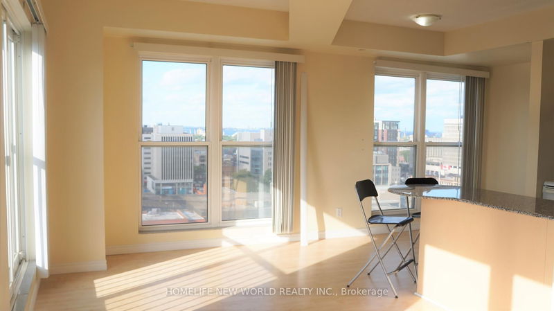 home for sale on 1401-135 James Street S