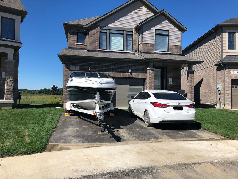 home for lease on 152 Freedom Crescent
