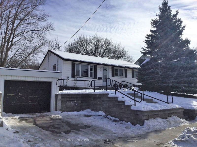 215 Charles St, Ingersoll - Ingersoll - South image-0-0