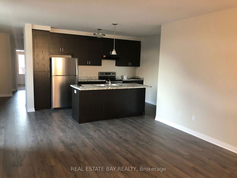 home for lease on 1A-155 Thomas Slee Drive