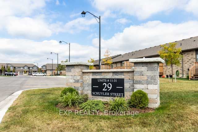home for lease on 12-29 Schuyler Street