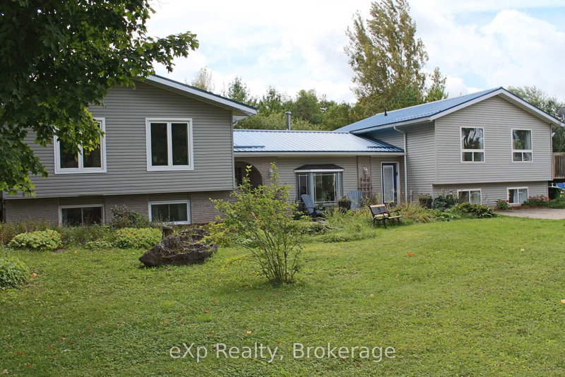 208 Pellisier St, Grey Highlands, N0C 1E0 | Image 2