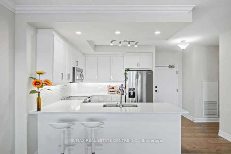 Unit 905 — 1878 Gordon St, Guelph - Guelph South image-0-0