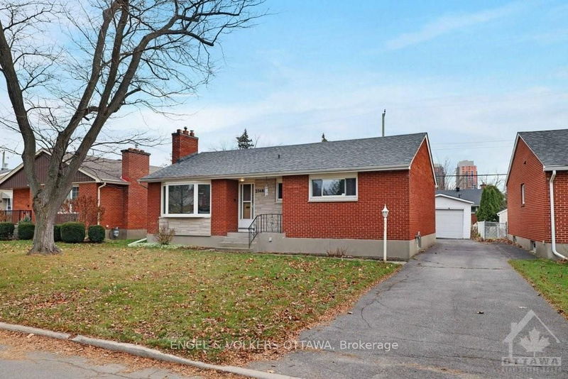 home for sale on 2368 DRURY Lane