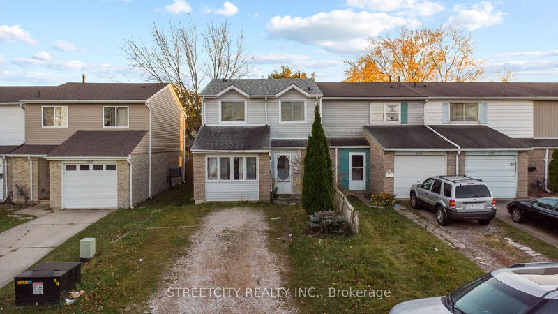 311 Somerset Cres, Sarnia - Sarnia image-0-0