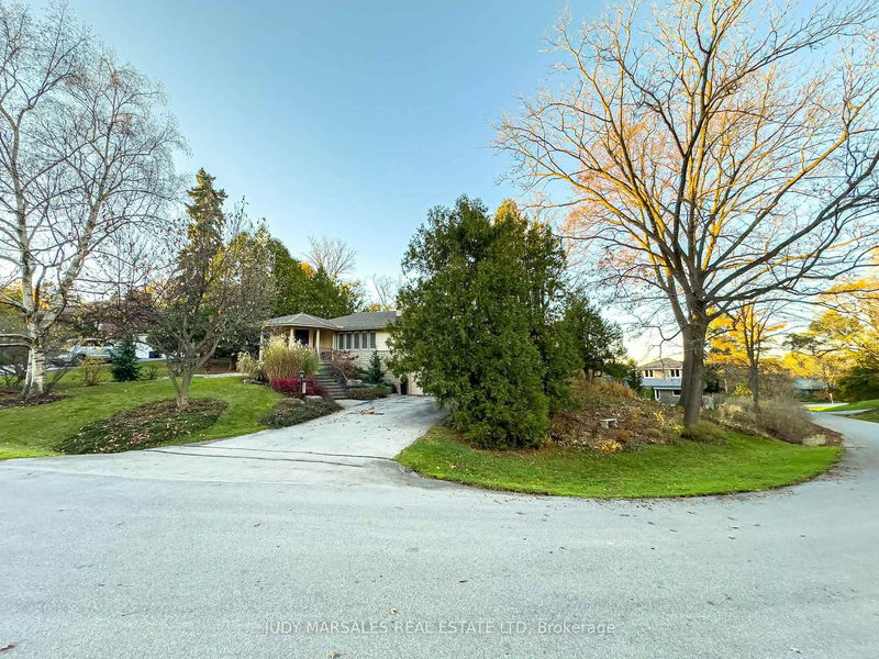 home for sale on 851 Mewburn Road