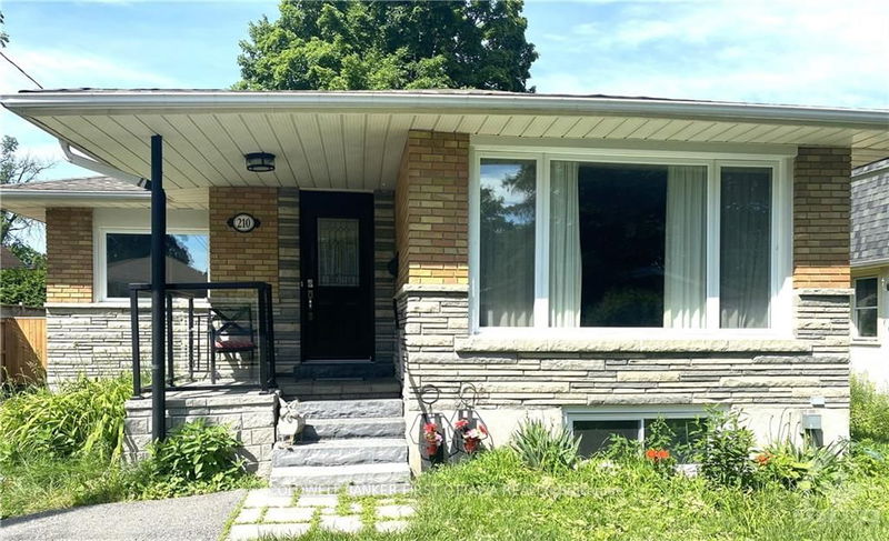 home for sale on 210 HARCOURT Avenue