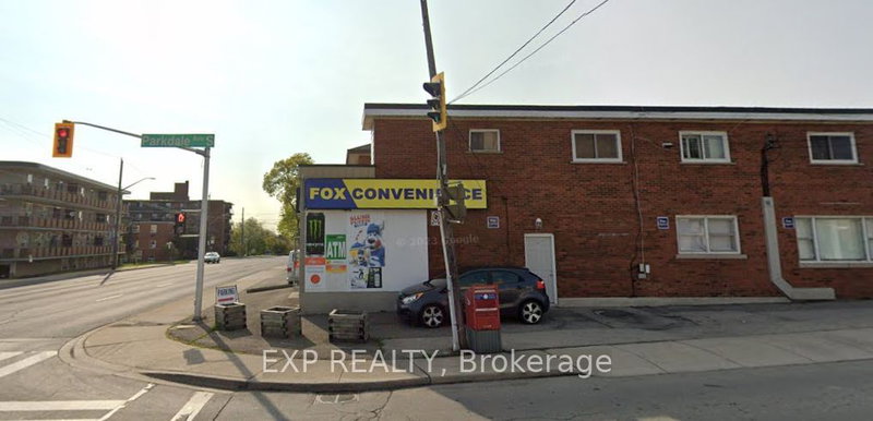2340 King St E, Hamilton, L8K 1X7 | Image 2