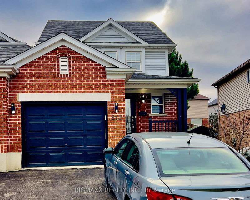 home for sale on 813 Fairway Crescent